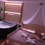 Private Relax Armonia Wellness Apartment