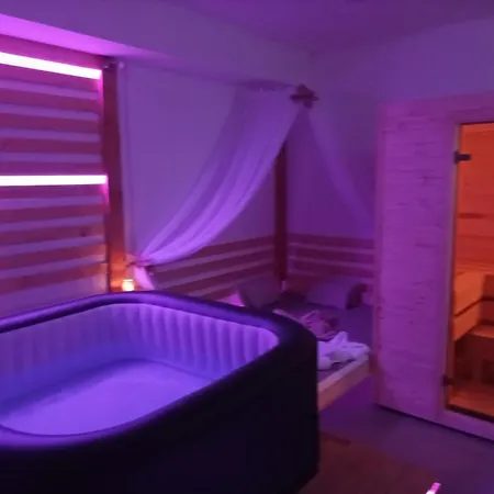 Private Relax Armonia Wellness Apartment *